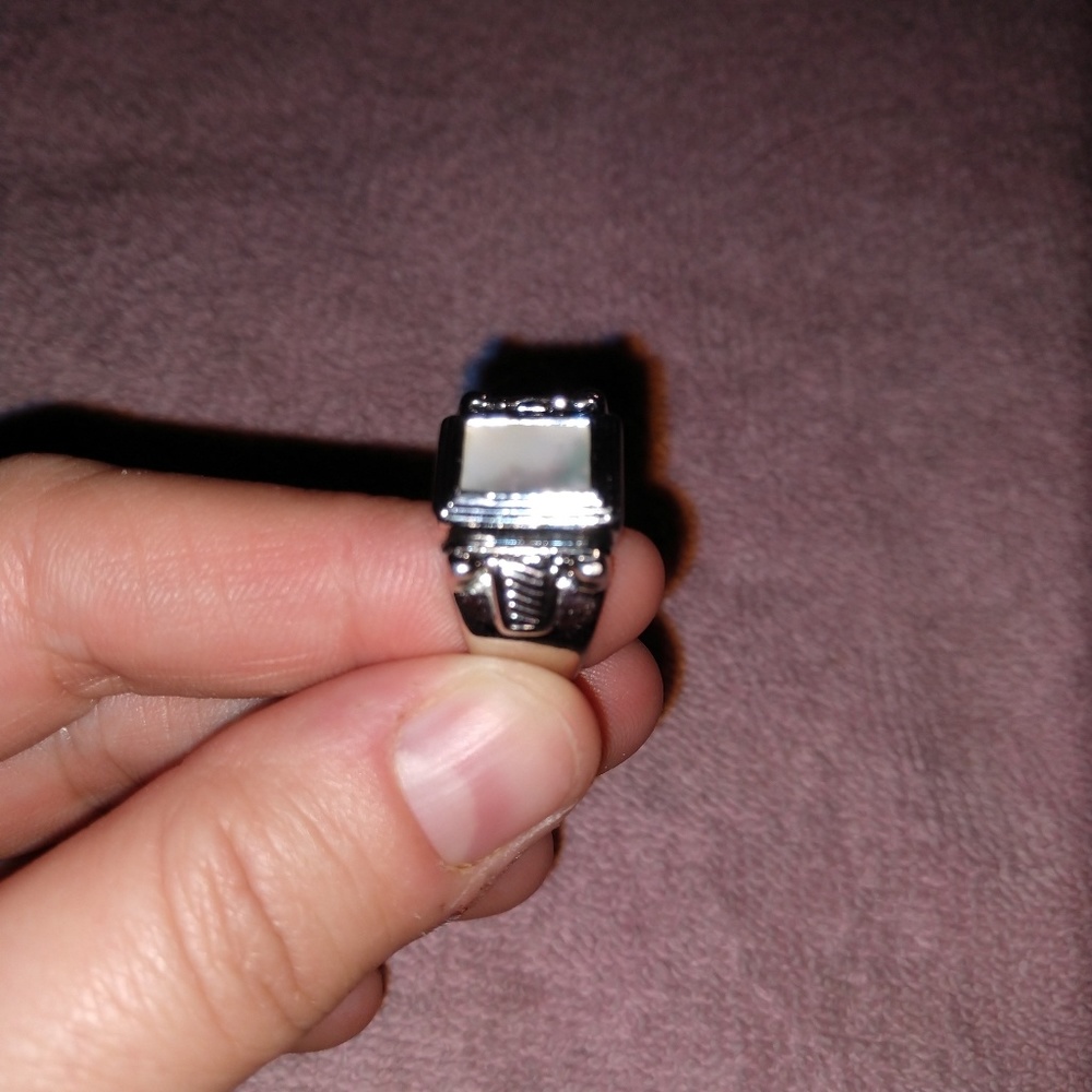 Premiere Designs ring - Picture 2 of 6